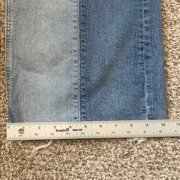 GAP Ladies HighRise Stride Patch Med Indigo Flare Wide Leg Jeans Raw Hem 26/2P - Picture 14 of 14